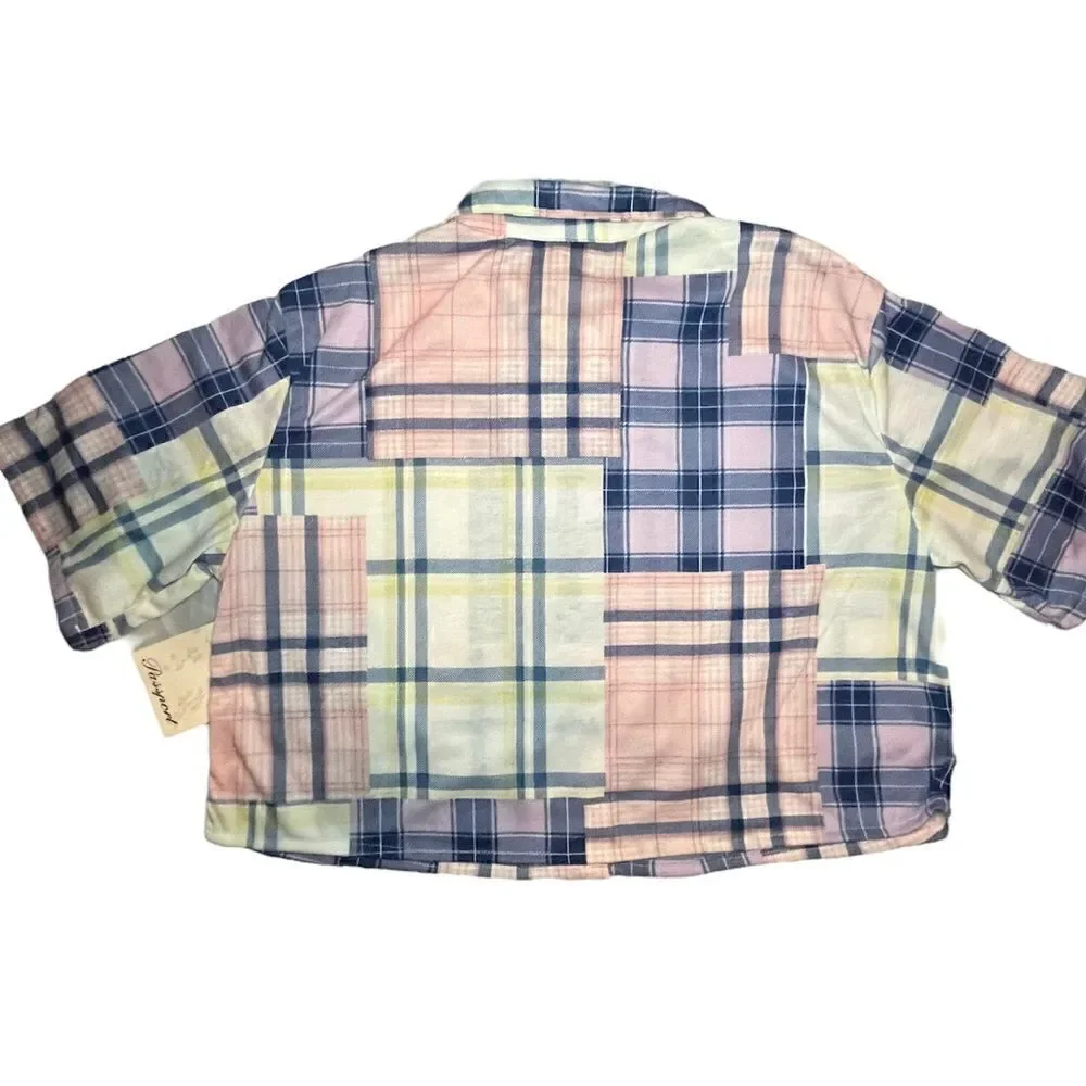 PASSPORT cropped patchwork top - Picture 2 of 7